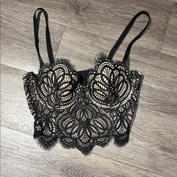 Dynamite Black Lace Bra Top - Picture 2 of 6